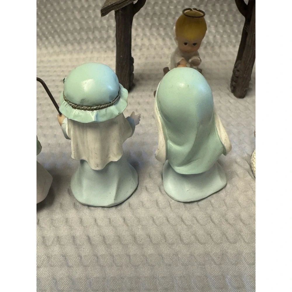 Morehead 2008 Mini Nativity Set Jesus Christmas Holiday 9 piece Christ Child EUC